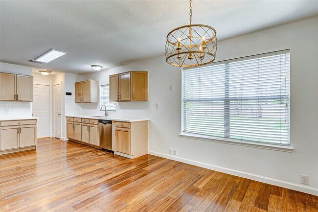 Building Photo - 21218 Somerset Park Ln