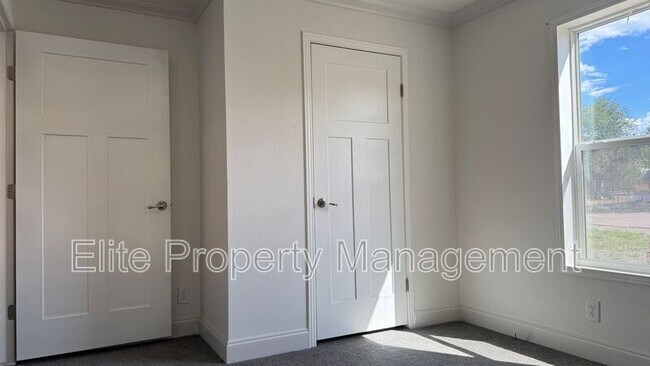 Building Photo - 743 S Joe Martinez Ct