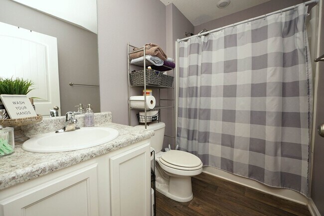 Building Photo - 904 Merganser Way