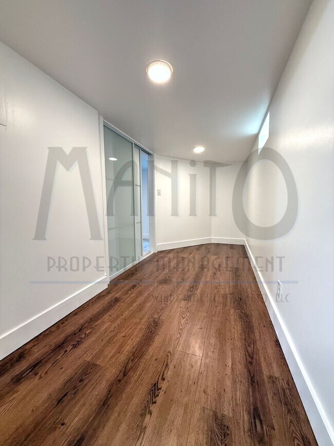 Building Photo - Updated Shadle Park Home