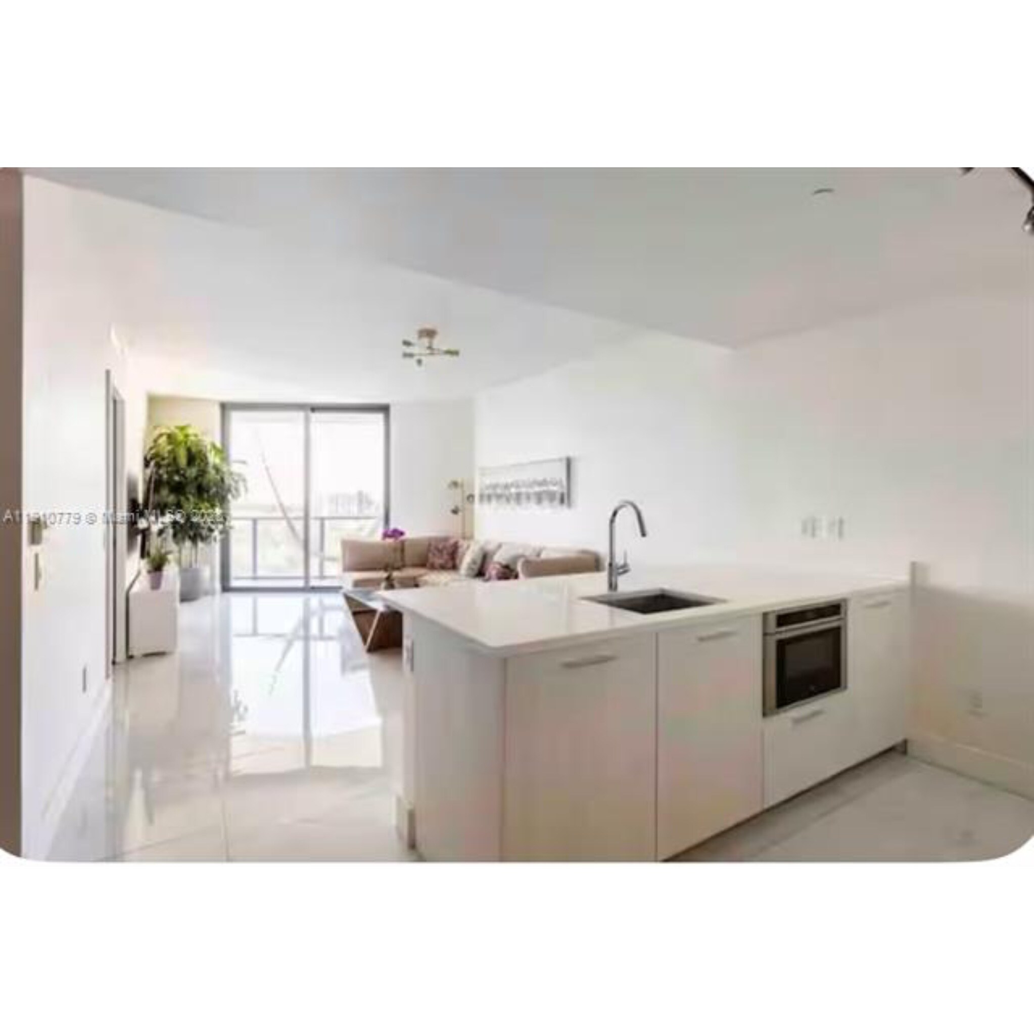 Building Photo - 501 NE 31st St