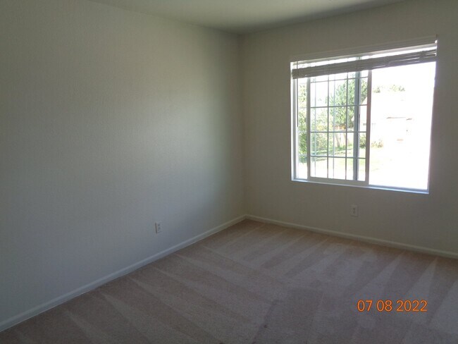 Building Photo - Great home!