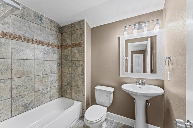 Building Photo - 5646 Belmark St