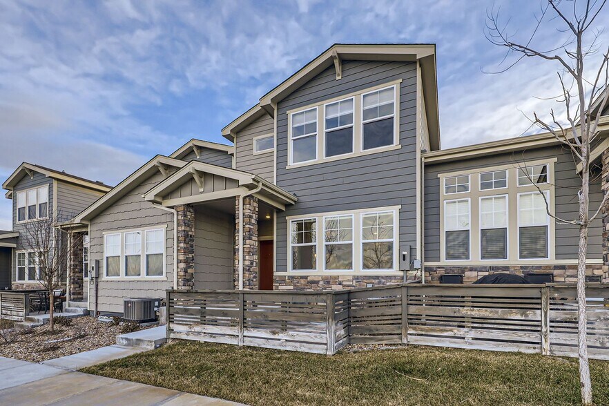 Building Photo - 15501 E 112th Ave