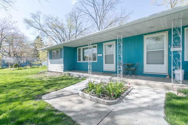 Building Photo - 4807 Camden Rd