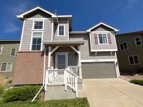 Building Photo - 4 Bedroom Home Available Near Voyager Pkwy...