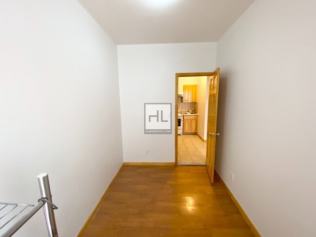 Building Photo - BAXTER STREET