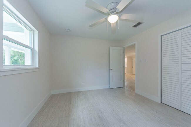 Building Photo - 12955 91st St