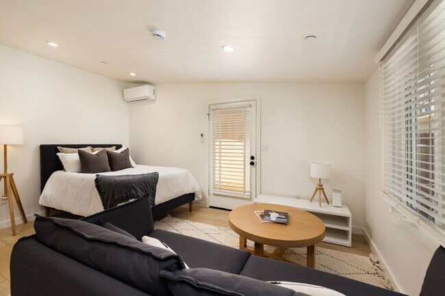 Building Photo - Studio - Downtown Santa Barbara