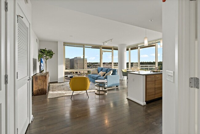 Building Photo - 8520 Tyco Rd