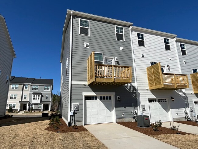 Building Photo - New Construction 3BD, 3.5BA Apex Townhome ...