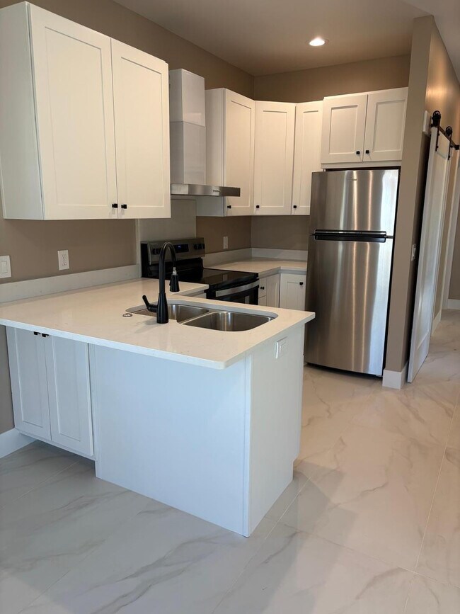 Building Photo - 1855 N Badger Ln