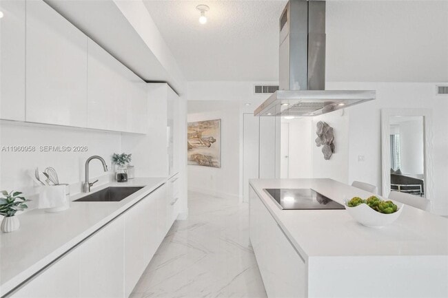 Building Photo - 330 Sunny Isles Blvd