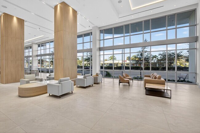 Building Photo - 220 Lake Shore Dr