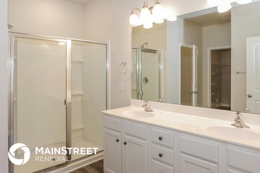 Building Photo - 14784 Norfleet Dr