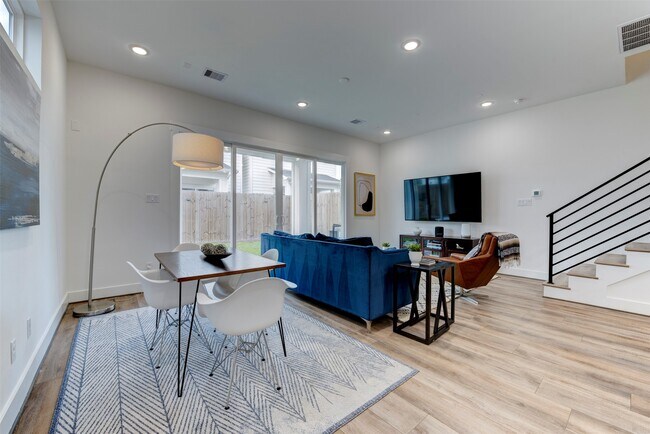 Building Photo - 3517 McIlhenny St