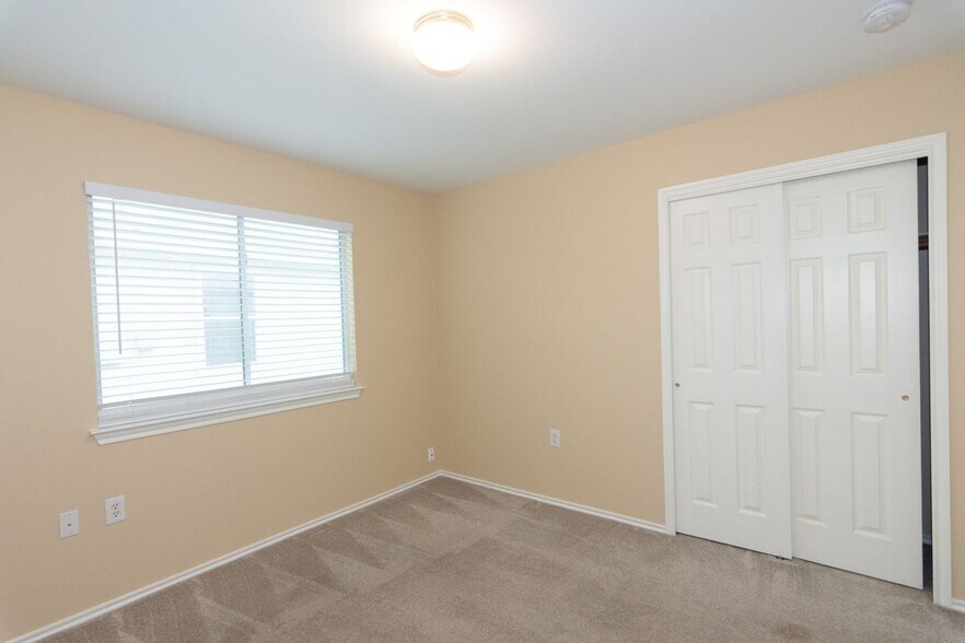 Building Photo - 7612 Cayenne Ln