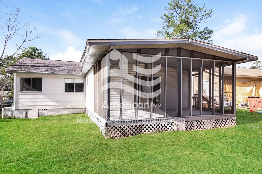 Building Photo - 114 Garland Terrace