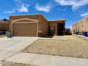 Building Photo - 2213 Wild Point Pl