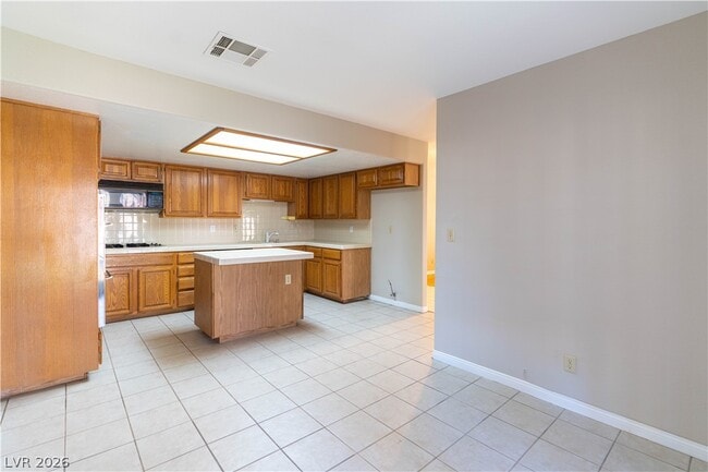 Building Photo - 2761 Laguna Shores Ln