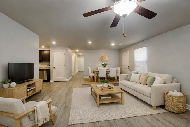 Building Photo - Charming 3-Bed, 2-Bath Home in Blue Springs