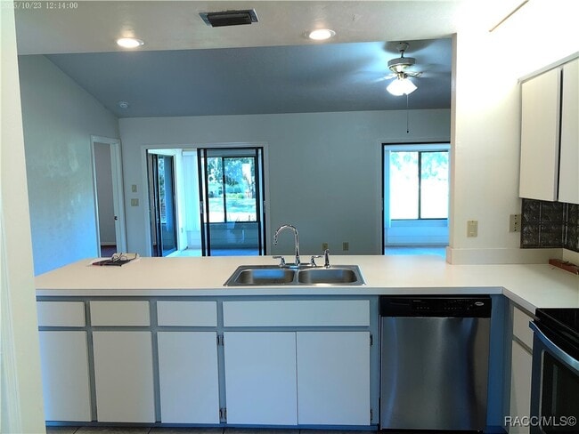 Building Photo - 2269 N St Lucie Point