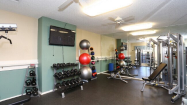 Building Photo - 7920 San Felipe Blvd