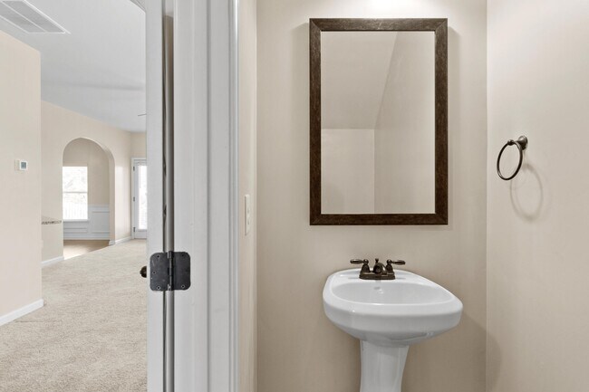 Building Photo - 4444 Grove Landing Dr