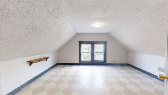 Building Photo - 3334 W 82nd St