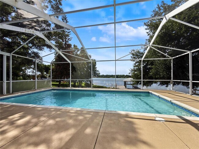 Building Photo - 125 Lake Roy Dr