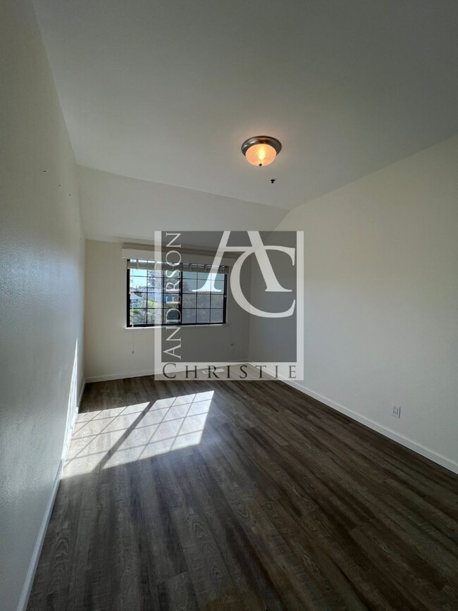 Building Photo - Luxurious 2br/2ba Ocean View Townhouse in ...