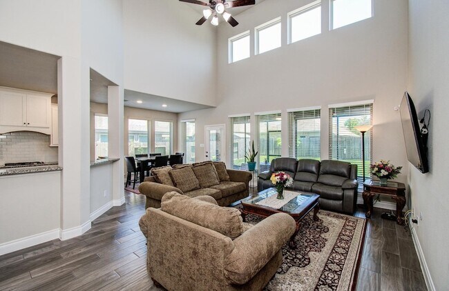 Building Photo - 10838 Bouldin Creek