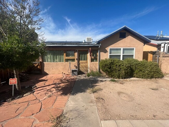 Primary Photo - Pleasant 2 Bedroom 1 Bathroom Home In The Monkbridge Gardens Neighborhood!