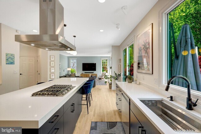 Building Photo - 1926 Poole Ln