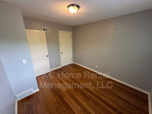 Building Photo - 10218 W 53rd St