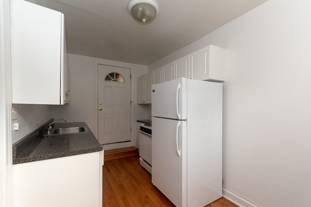 Building Photo - 3810 N Fremont St