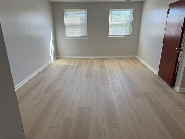 Building Photo - 7028 Lark Pl