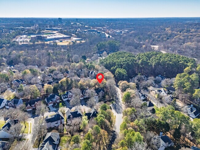 Building Photo - 9200 Brechin Dr