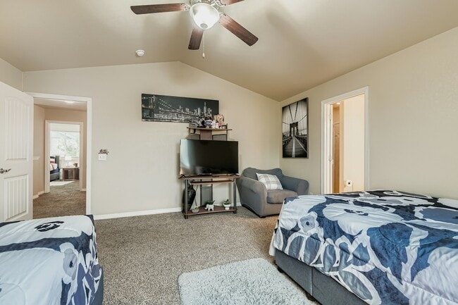 Building Photo - 9779 Lima Cir