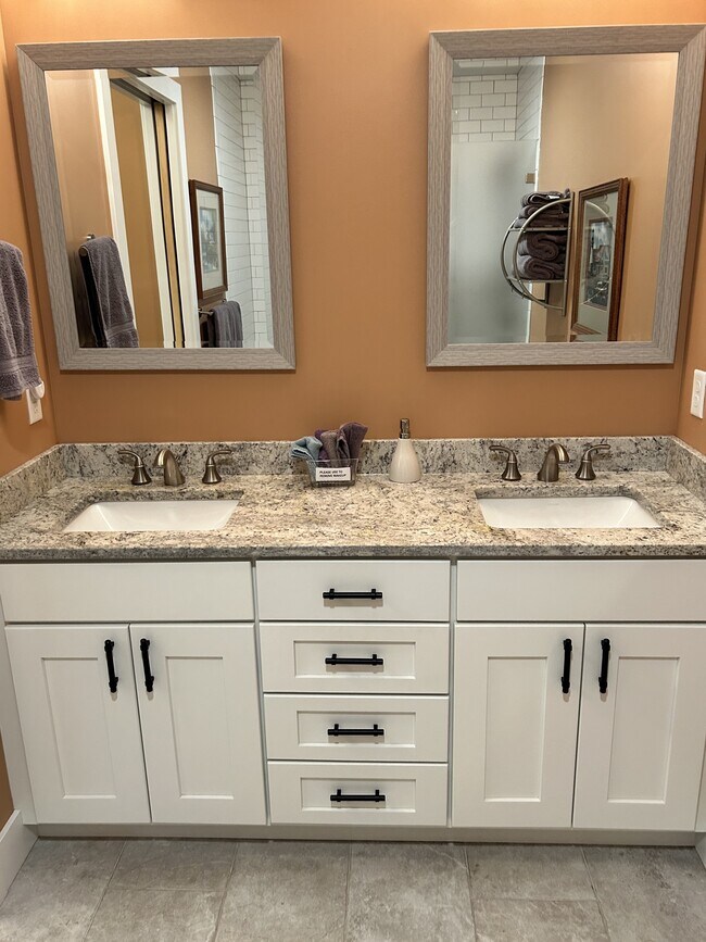 Main BA 1 - 1388 Gray Dr