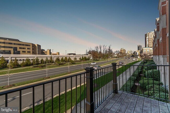 Building Photo - 12168 Chancery Station Cir