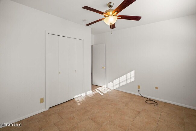 Building Photo - 5313 Bastille Ave