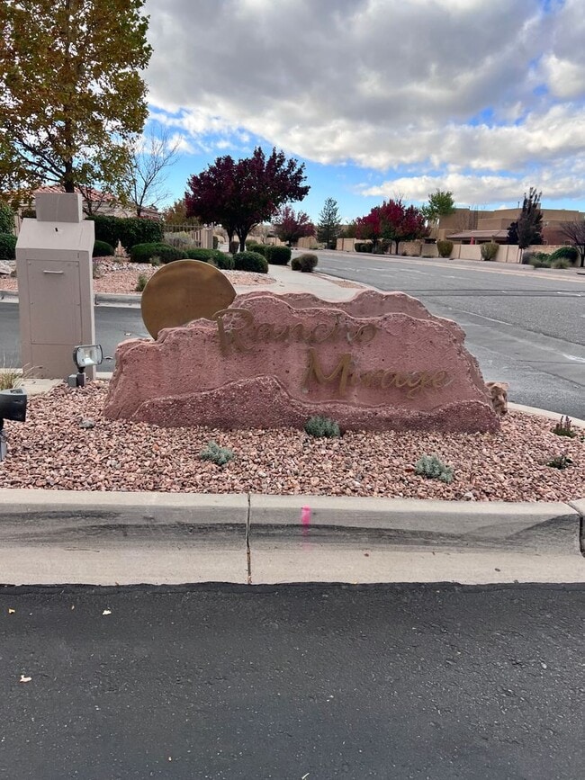 Building Photo - Wonderful 3 Br condo in gated community with the major appliances and 1 car garage.