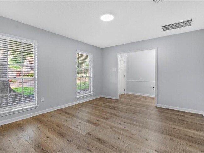 Building Photo - 12615 Pine Bough Ln