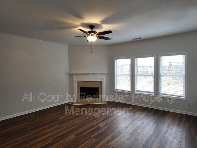 Building Photo - 4231 Suwanee Brook Ct