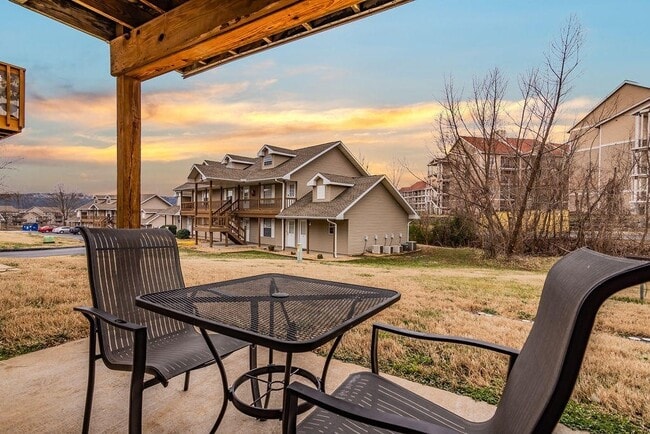 Building Photo - Beautiful Unfurnished 1 Bedroom 1 bath Apartment for Rent in Branson, MO