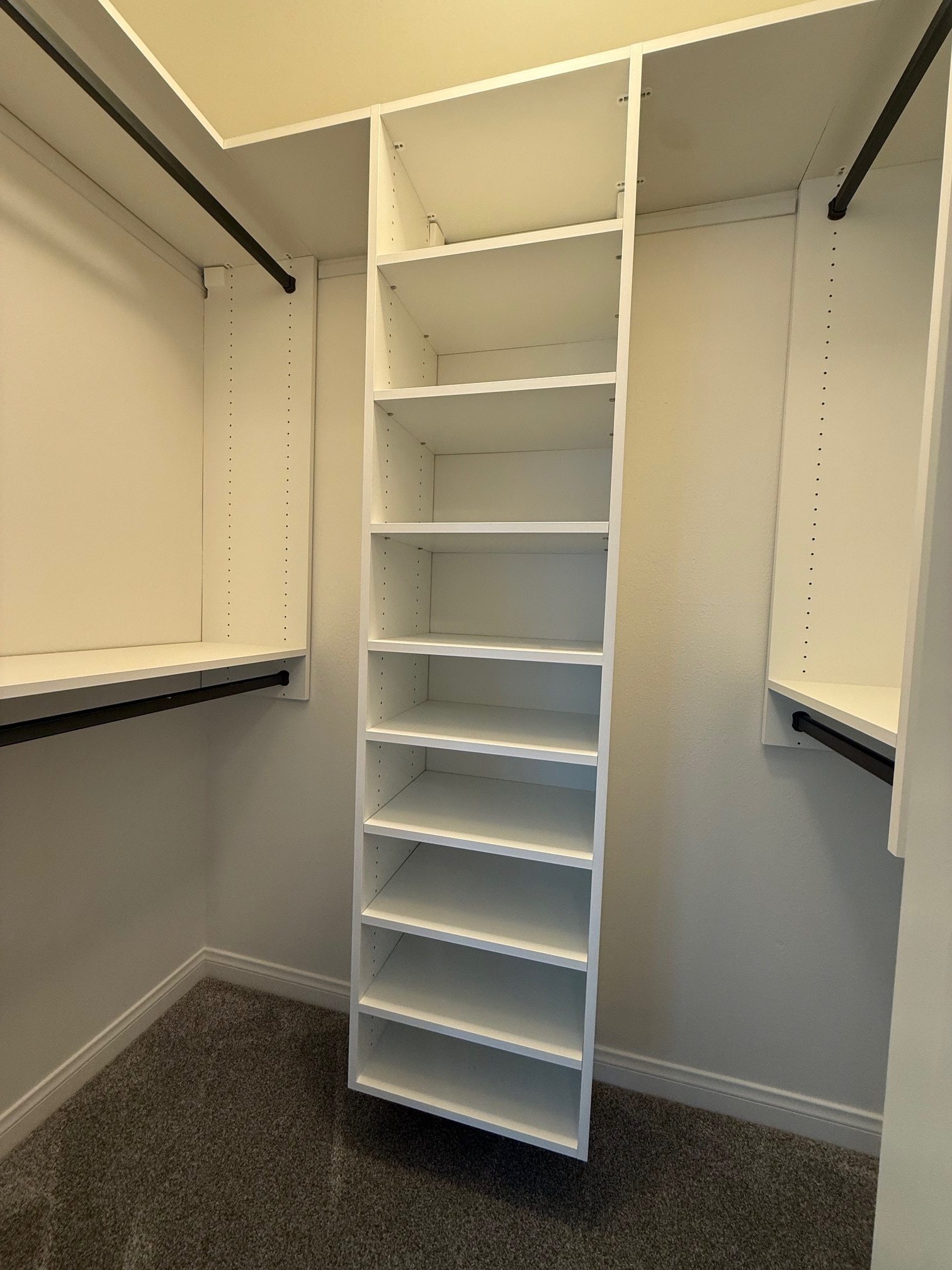 Building Photo - 6917 Pear Tree Dr