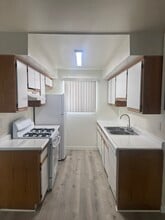 Building Photo - 6306 Cedros Ave