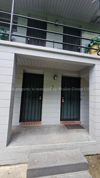 Primary Photo - 1459 W 20th St