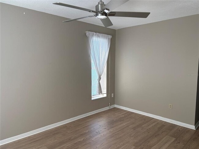 Building Photo - 5220 Brittany Dr S